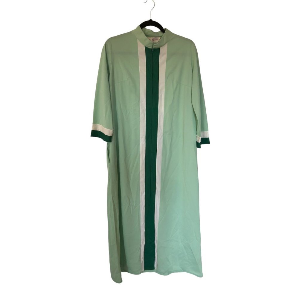 VINTAGE Vanity Fair nightgown Mint Green/white Size 10